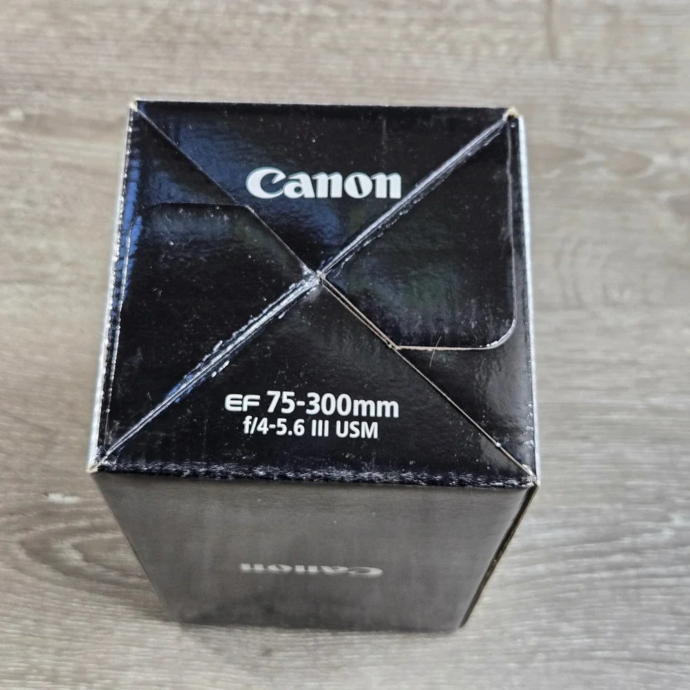 Canon EF 75-300mm f/4-5.6 III Telephoto Zoom Lens for DSLR Camera OB Tested